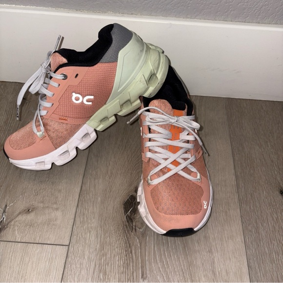 On Running Cloudflyer 4 Women’s  Size US 6.5 Peach  Aloe Road Running Sneakers - Picture 1 of 15
